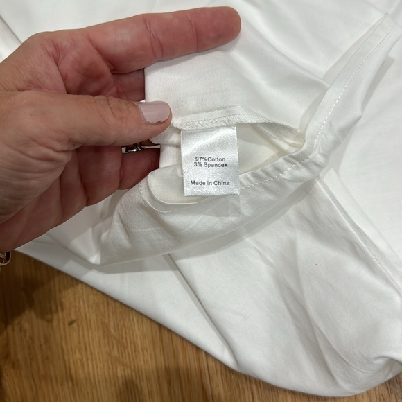 TUCKERNUCK Womens Blanc Willow Blouse White Sz Large Pearl Classic Neutral - Picture 9 of 9